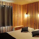 Hotel En Provence - Ecogites & Restaurant Insolites 5*