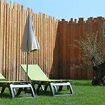 En Provence - Ecogites & Restaurant Insolites 5* Richerenches