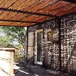 En Provence - Ecogites & Restaurant Insolites 5* Richerenches
