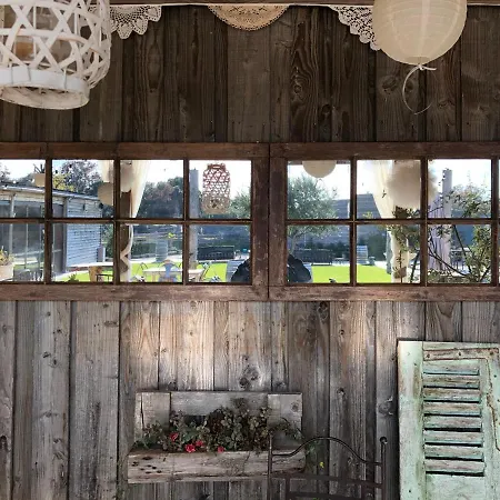 En Provence - Ecogites & Restaurant Insolites Hotel Richerenches
