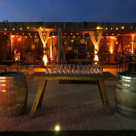 En Provence - Ecogites & Restaurant Insolites Hotel 5*
