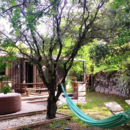 En Provence - Ecogites & Restaurant Insolites 5* Richerenches