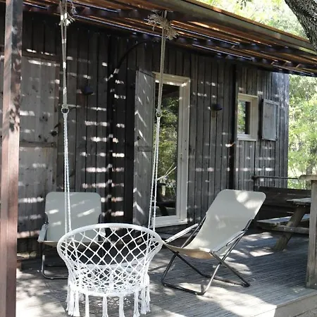 En Provence - Ecogites & Restaurant Insolites Richerenches