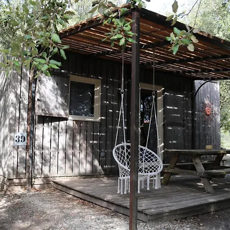 Hotel En Provence - Ecogites & Restaurant Insolites 5*