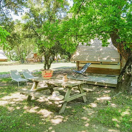 Hotel En Provence - Ecogites & Restaurant Insolites
