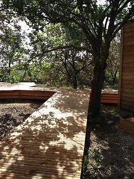 En Provence - Ecogites & Restaurant Insolites