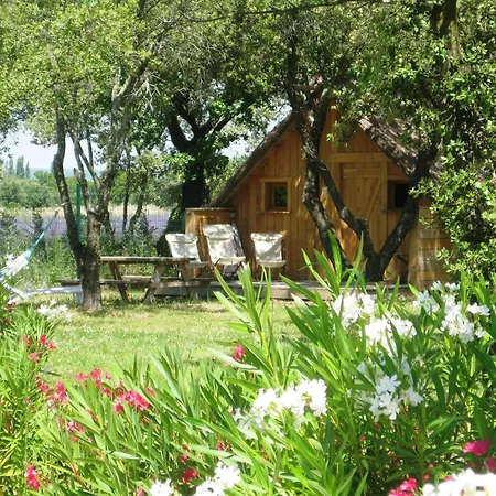 Hotel En Provence - Ecogites & Restaurant Insolites